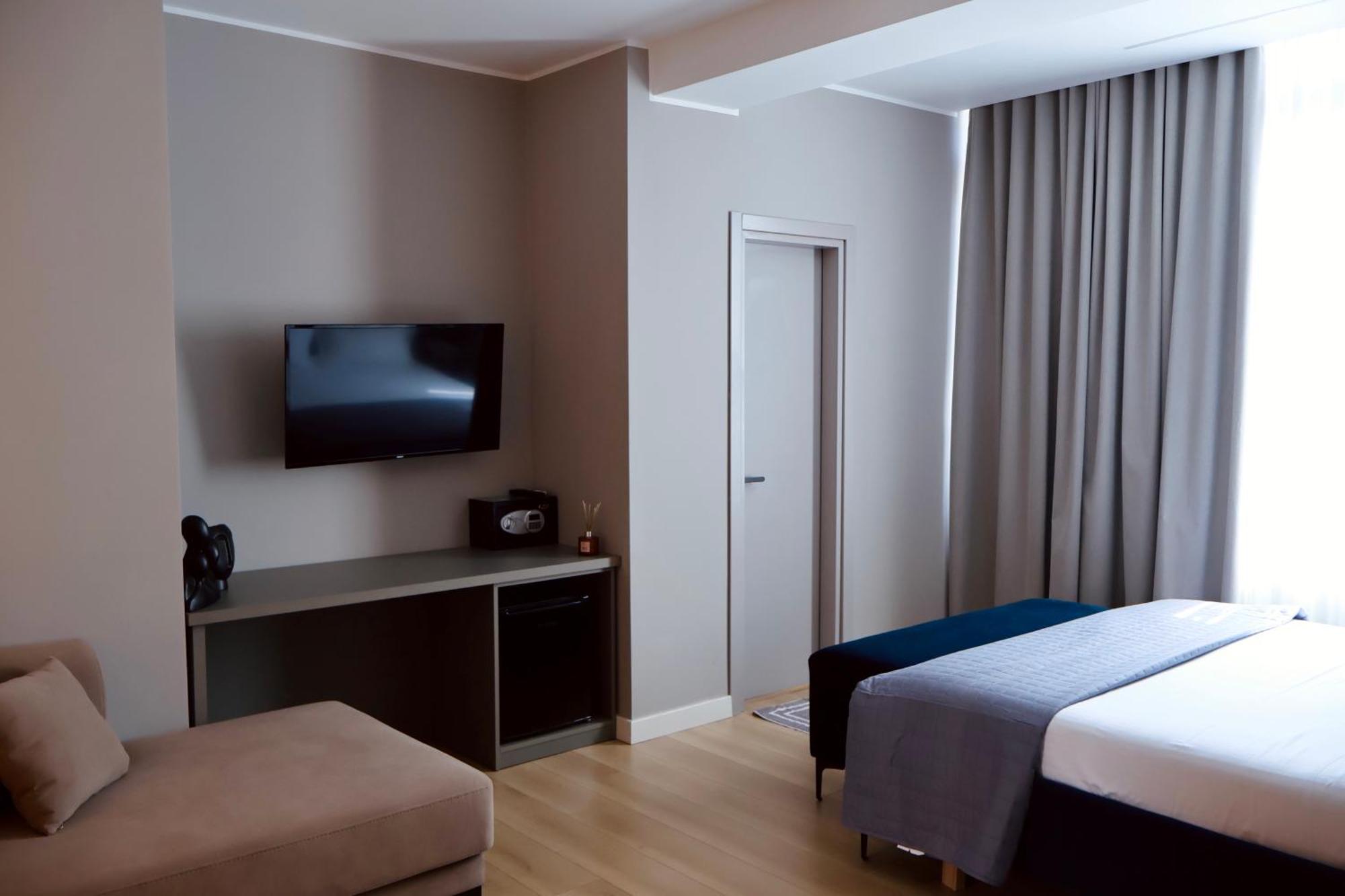 Bliss Apartment *